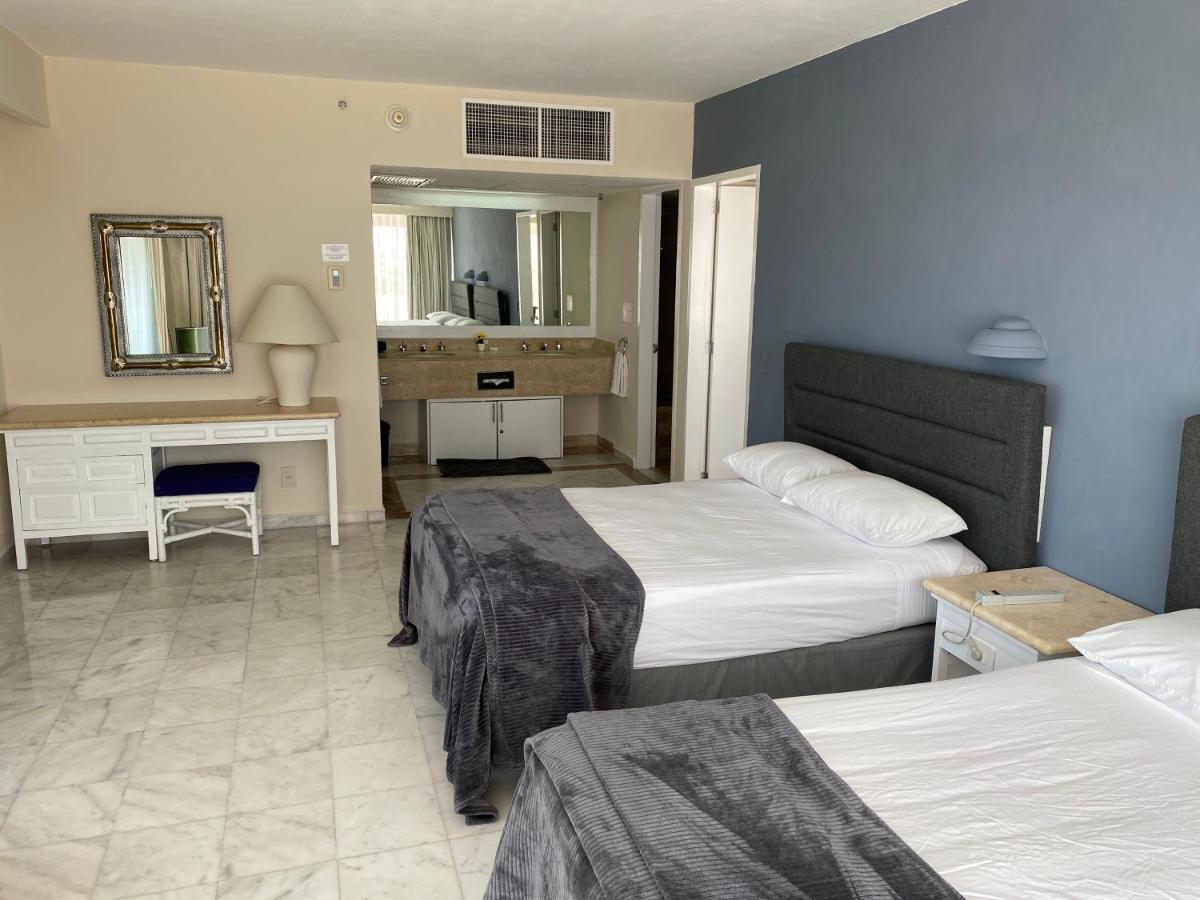 Condo In Ocean Front Resort 칸쿤 외부 사진