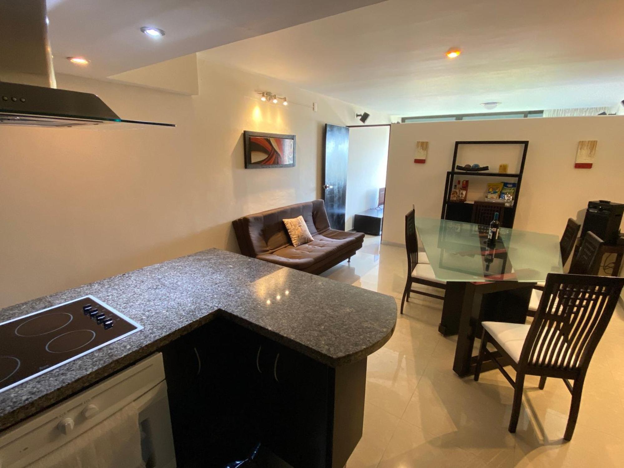 Condo In Ocean Front Resort 칸쿤 객실 사진